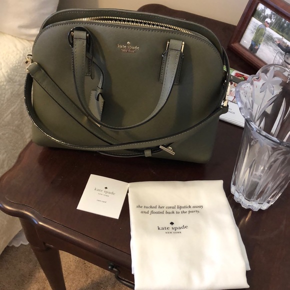 kate spade Handbags - Kate spade ♠️ olive purse